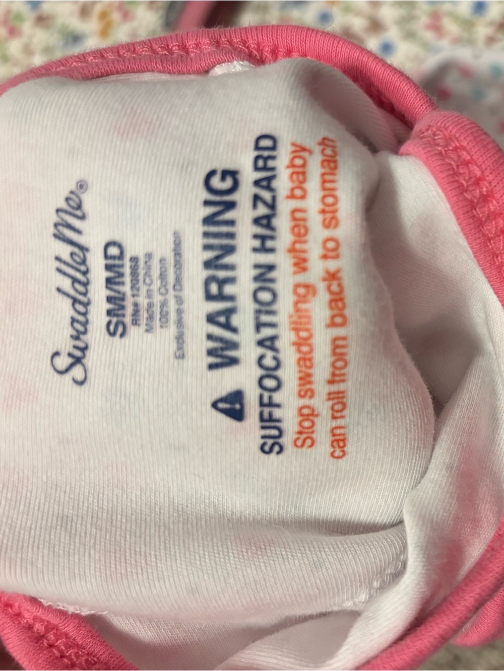 SwaddleMe Baby Swaddle Pair – Hearts and Floral Prints - Picture 4 of 5
